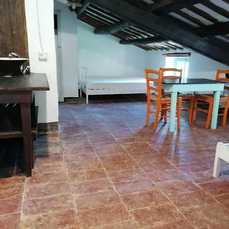 Casale Valentini Affittacamere *